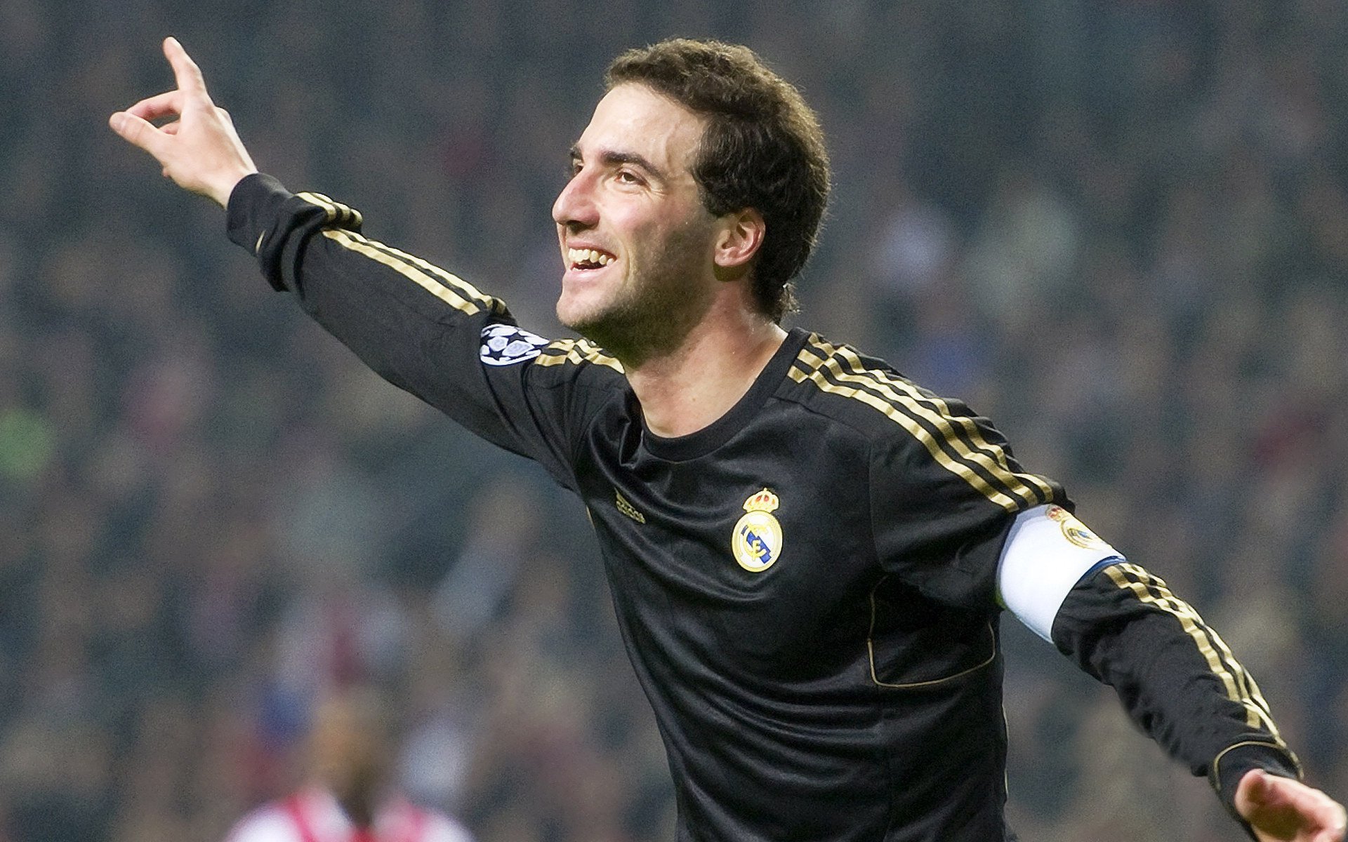 世界杯中国女足战胜 球迷激情澎湃，中国足球女足世界杯