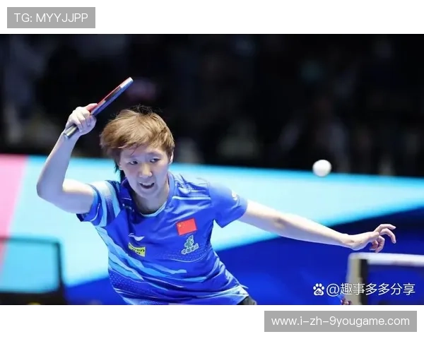 乒乓球侧身暴杀擦边得分,对手无奈苦笑