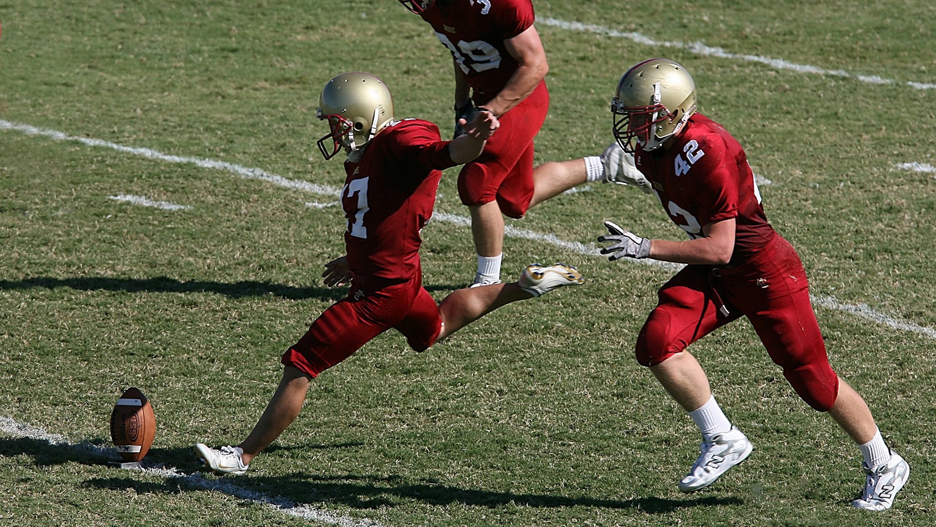 九游体育app下载-世界杯预选赛国足惨败 球迷呼吁技术革新，2022年世界杯预选赛国足